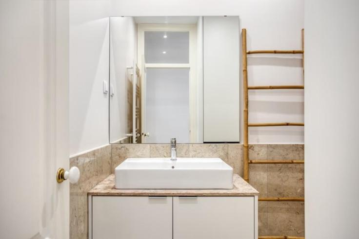 ליסבון Quarto Com Banheiro Privativo Na Baixa מראה חיצוני תמונה